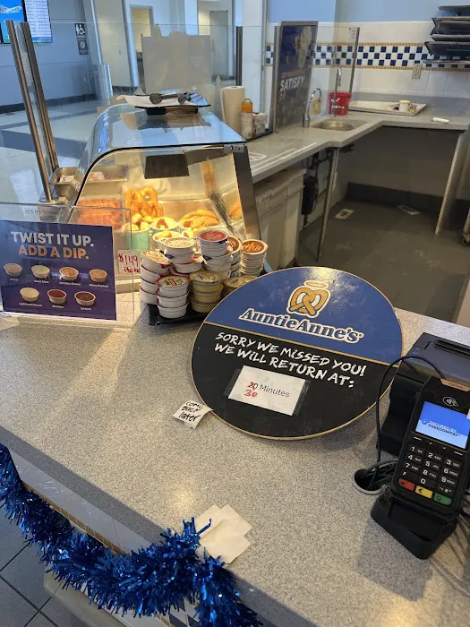 Auntie Anne's Picture 8