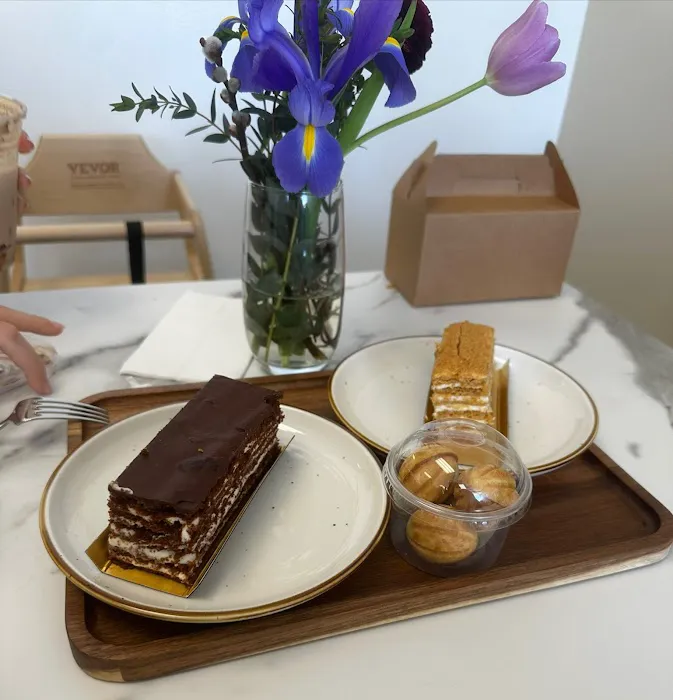 Sweet Square Bakery Picture 3