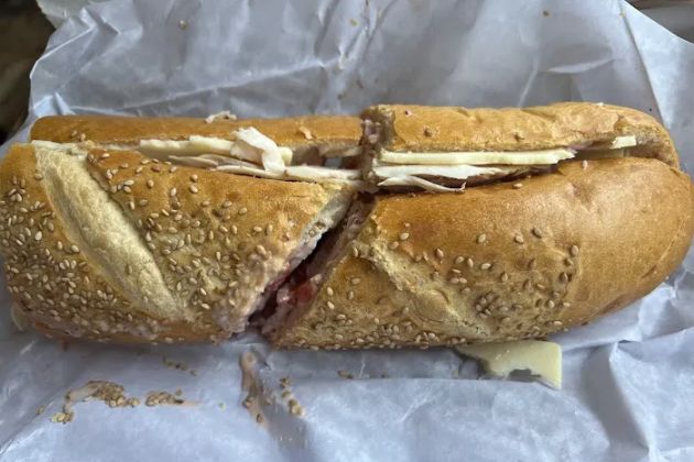 Leo's Bakery and Deli