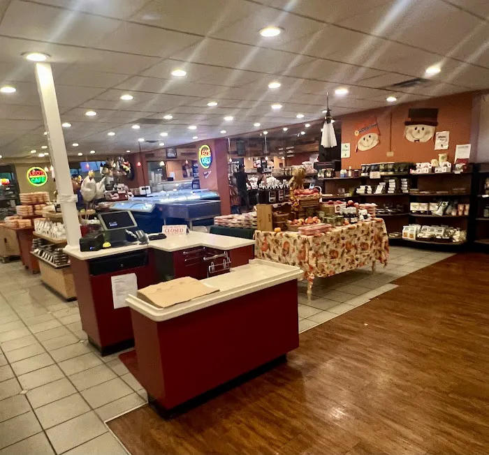 Leo's Bakery and Deli Picture 2