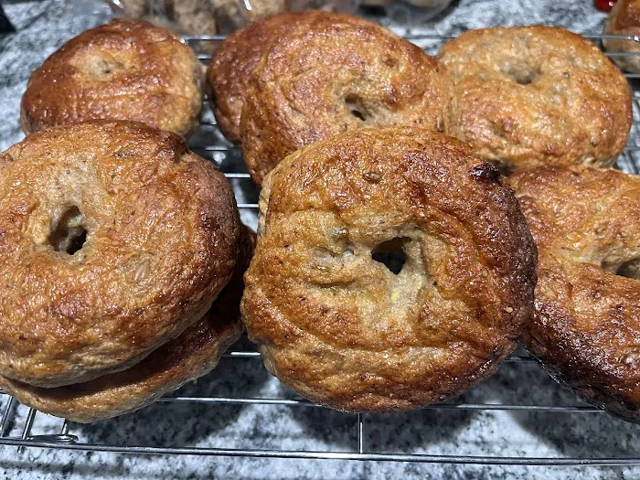 Granny Bakes Picture 6