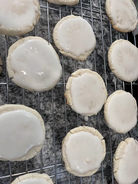 Granny Bakes Picture 2