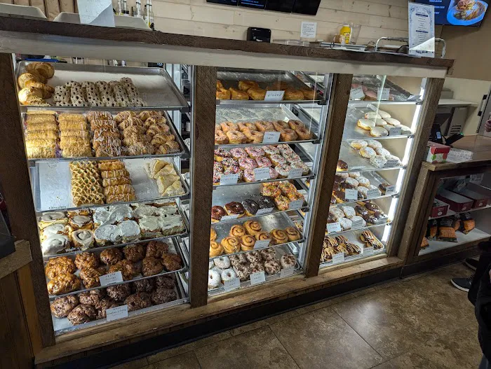 Golden Harvest Bakery & Cafe LLC Picture 4