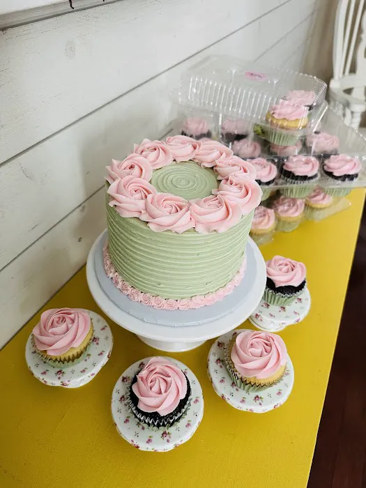 KMC Custom Cakes Picture 8