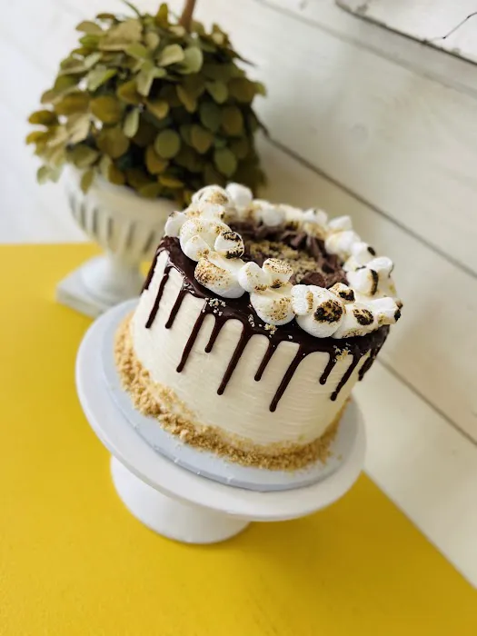 KMC Custom Cakes Picture 7