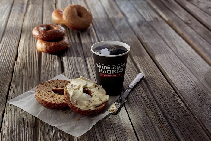 Bruegger's Bagels Picture 9