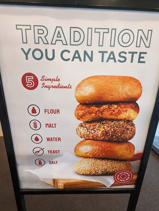 Bruegger's Bagels Picture 6