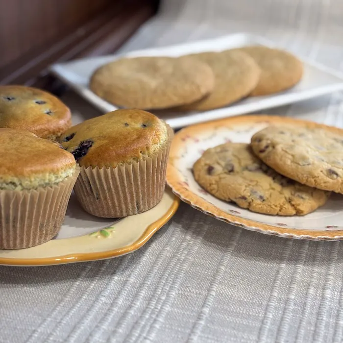 Audrey 2.o.1’s Bakery Picture 2