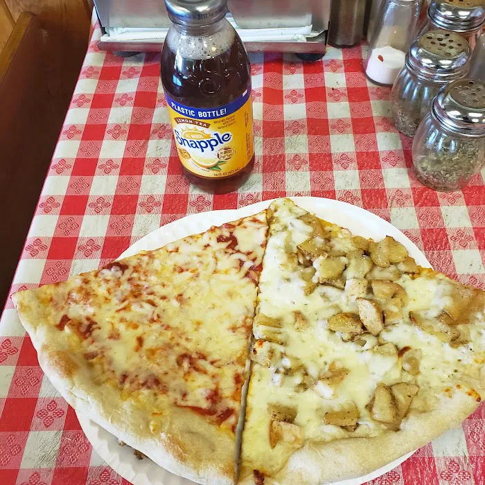 Maple Plaza Picture 1