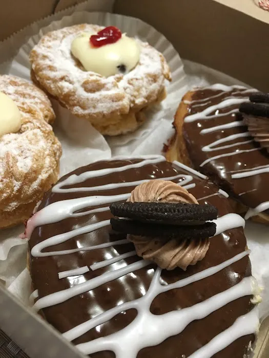Scala Pastry Shop Picture 2