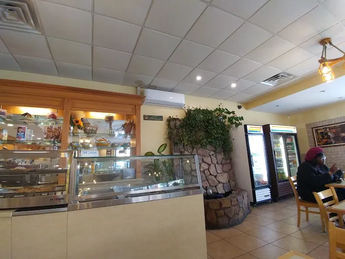Caribe Portuguese Bakery Picture 9