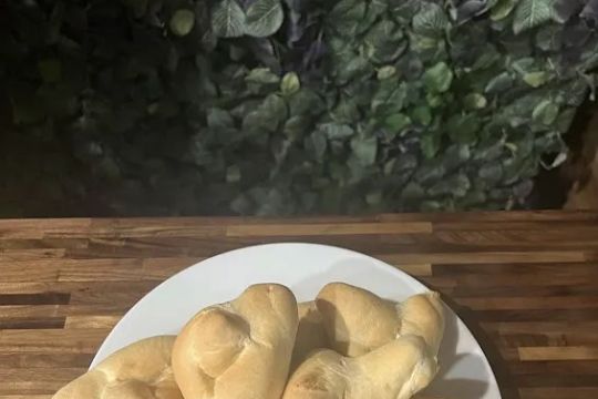 Del Pino Bakery & Deli