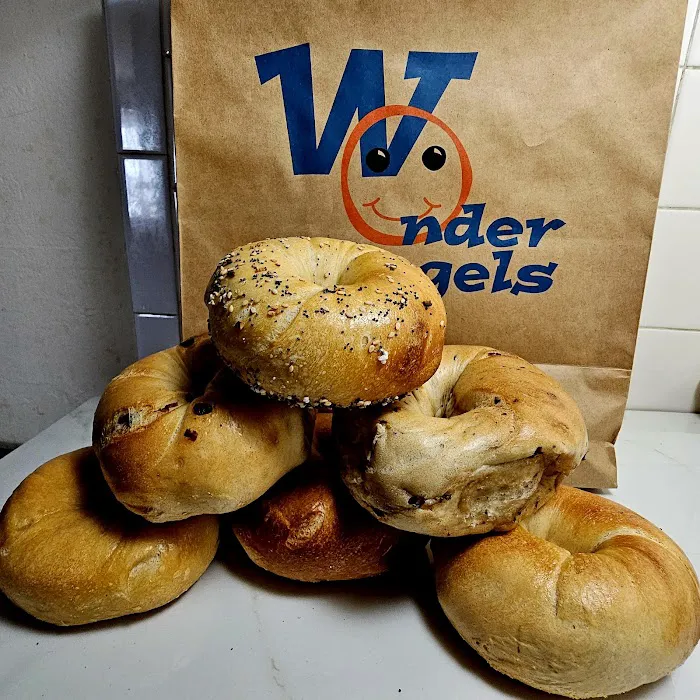 Wonder Bagels Picture 8