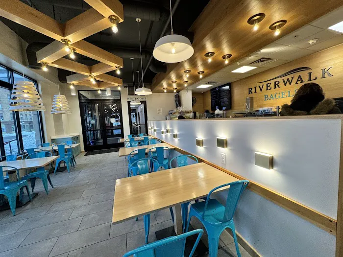 Riverwalk Bagel Picture 5