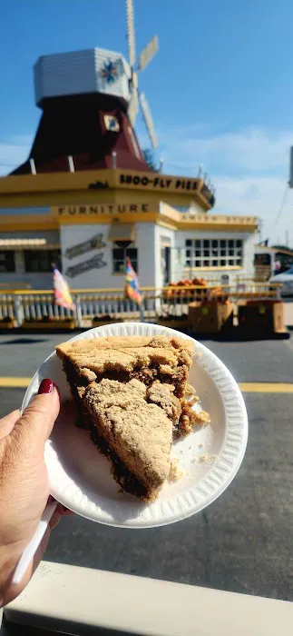 Dutch Haven Shoo-Fly Pie Bakery Picture 2