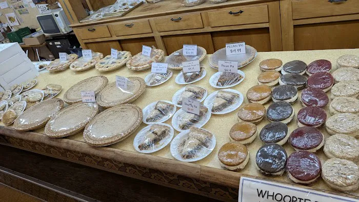 Dutch Haven Shoo-Fly Pie Bakery Picture 1
