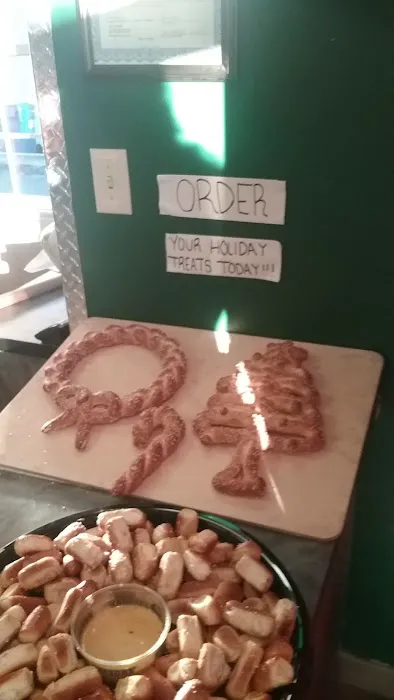 Philly Pretzel Factory Picture 4