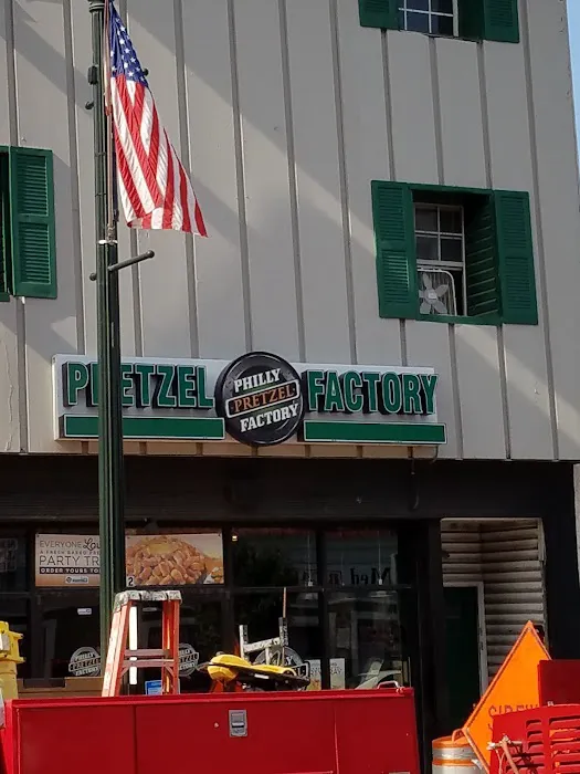 Philly Pretzel Factory Picture 10