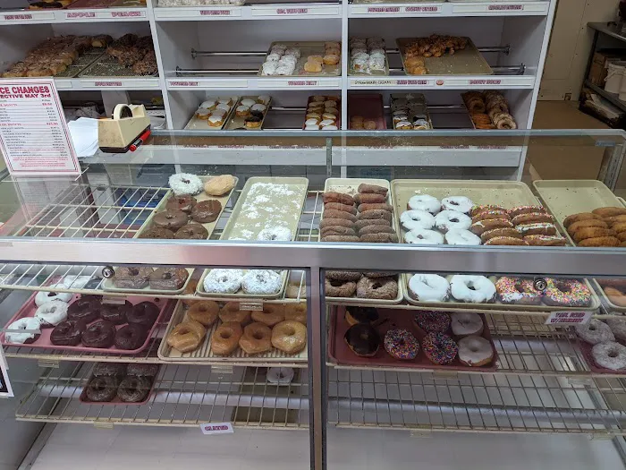 Suzy-Jo Donuts Picture 9