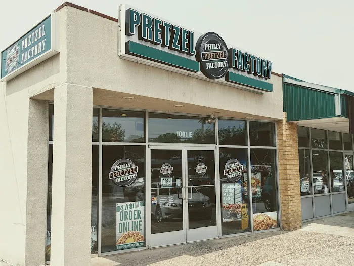 Philly Pretzel Factory Picture 6