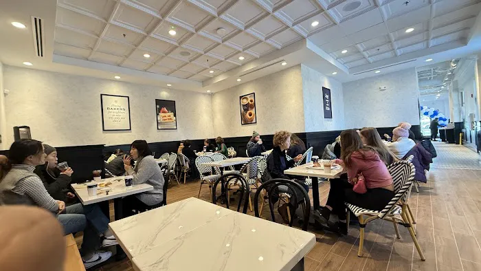 Paris Baguette Picture 2