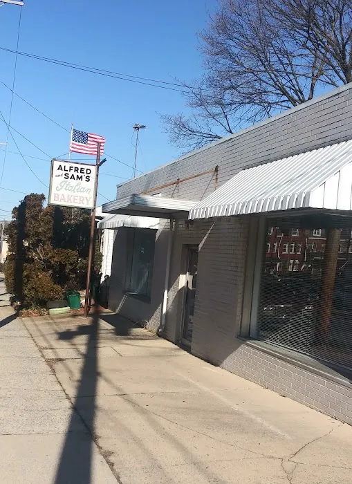 Alfred & Sam's Italian Bakery Picture 7