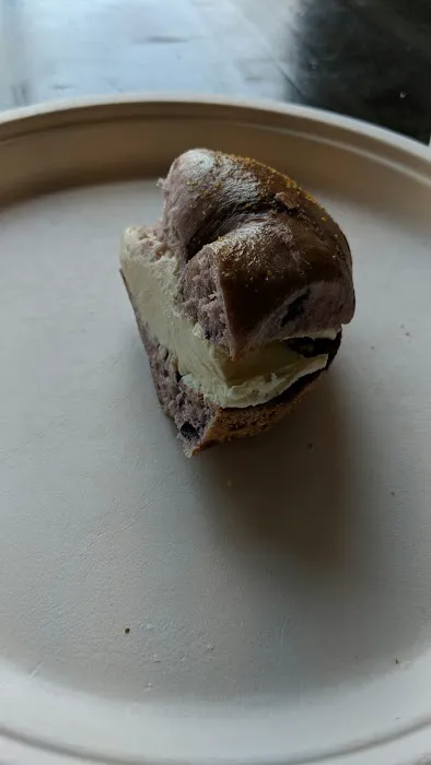 Thom's Bread Picture 2