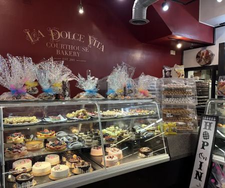 La Dolce Vita Courthouse Bakery