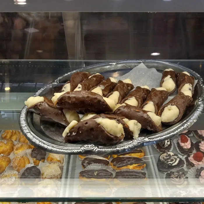 La Dolce Vita Courthouse Bakery Picture 7