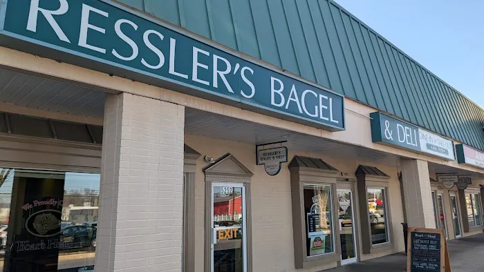 Ressler's Bagel & Deli Picture 8