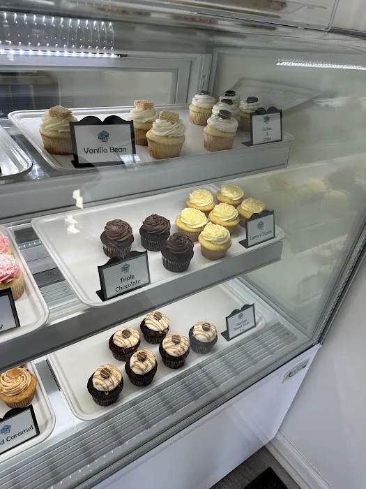Secret Ingredient Cupcakery Picture 1