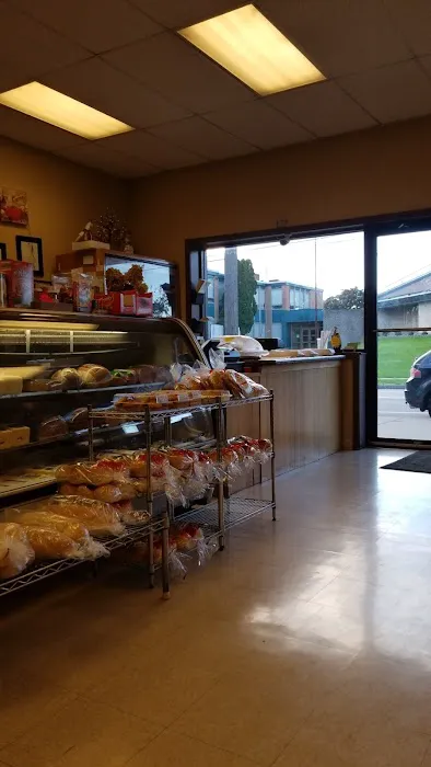 Riccardo's Bakery Picture 7