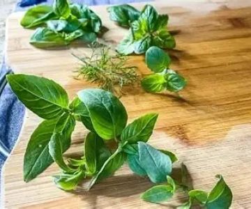 The Best Way to Bake with Fresh Herbs and Spices