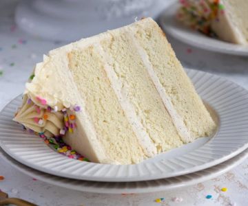 How to Make the Best Vanilla Bean Cake from Scratch