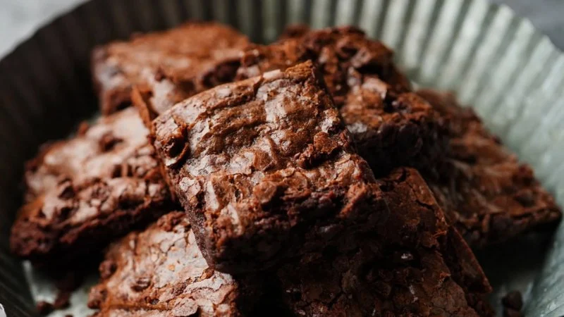How to Bake a Perfect Fudgy Brownie from Scratch – Step-by-Step Guide