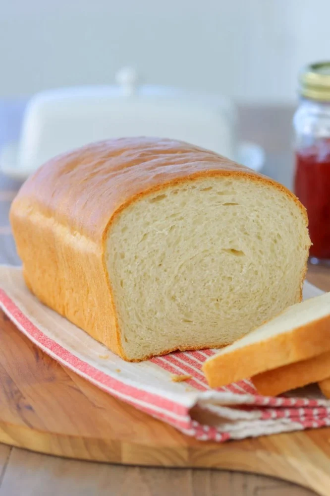 How to Bake Homemade Bread with Minimal Effort: Simple and Delicious Recipes