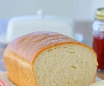 How to Bake Homemade Bread with Minimal Effort: Simple and Delicious Recipes