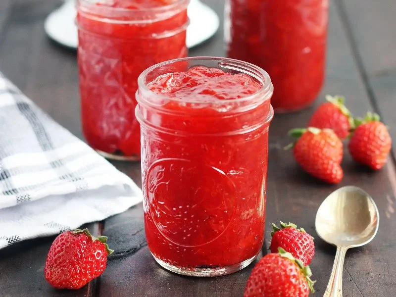 How to Make Perfect Strawberry Jam for Baking – A Step-by-Step Guide