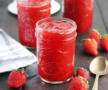 How to Make Perfect Strawberry Jam for Baking – A Step-by-Step Guide