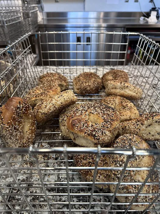ElMar's NY Bagels (a pop-up at ElMar's NY Pizza) Picture 9