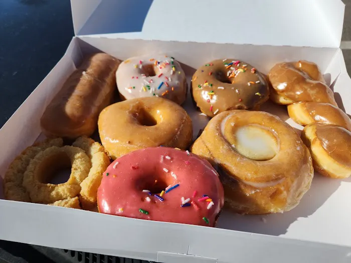 Dufner's Donuts & Deli Picture 3