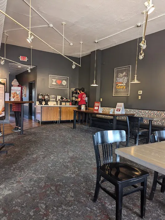Bruegger's Bagels Picture 6