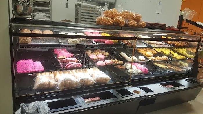 La Bamba - Mexican Style Bakery and Groceries Picture 8