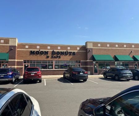 Moon Donuts & Cafe