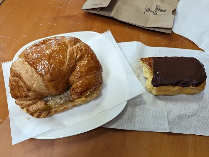 Moon Donuts & Cafe Picture 8