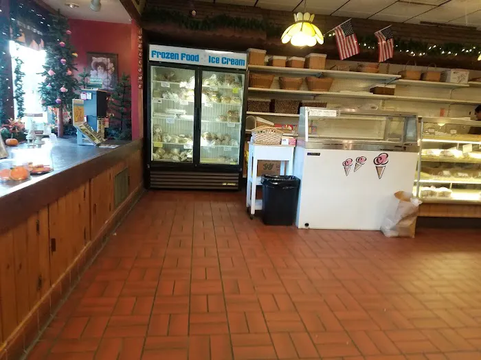 Spooner Bake Shoppe Picture 8