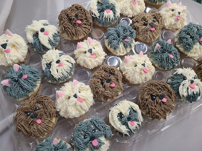 Buds and Blossoms Cakery, LLC Picture 7