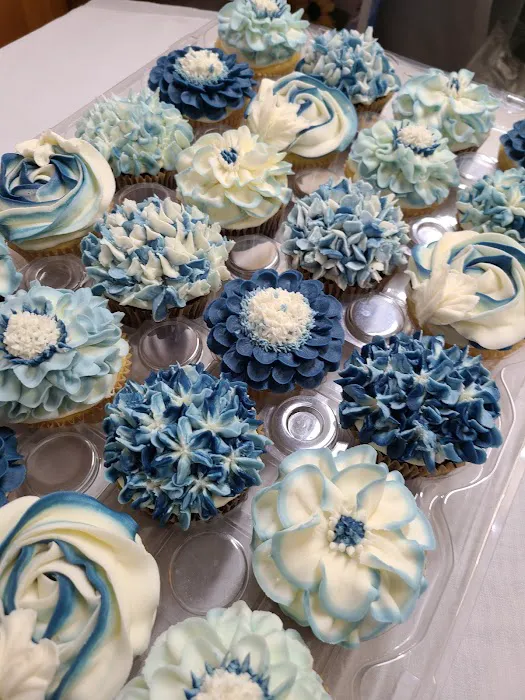 Buds and Blossoms Cakery, LLC Picture 1