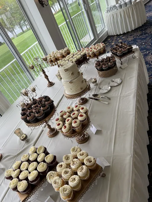 Buttercream Wedding Cakes & Desserts Picture 10