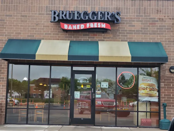 Bruegger's Bagels Picture 3